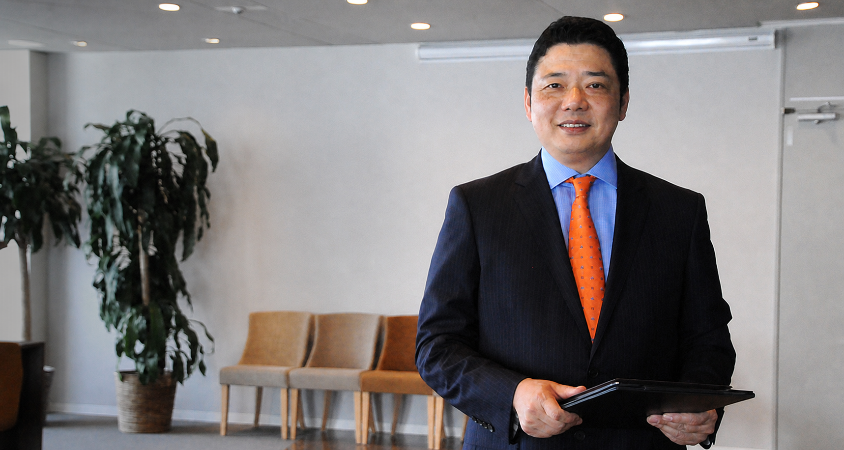 株式会社財務部 代表取締役 洲濵 拓志